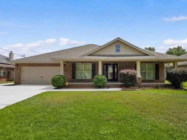 3172 Hickory Street, Navarre, FL 32566