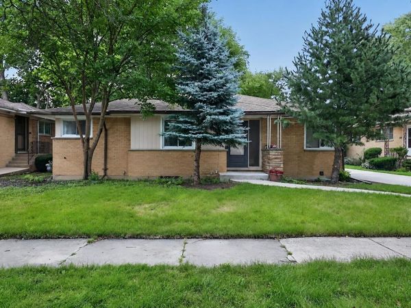 9231 N Lowell Avenue , Skokie, IL 60076