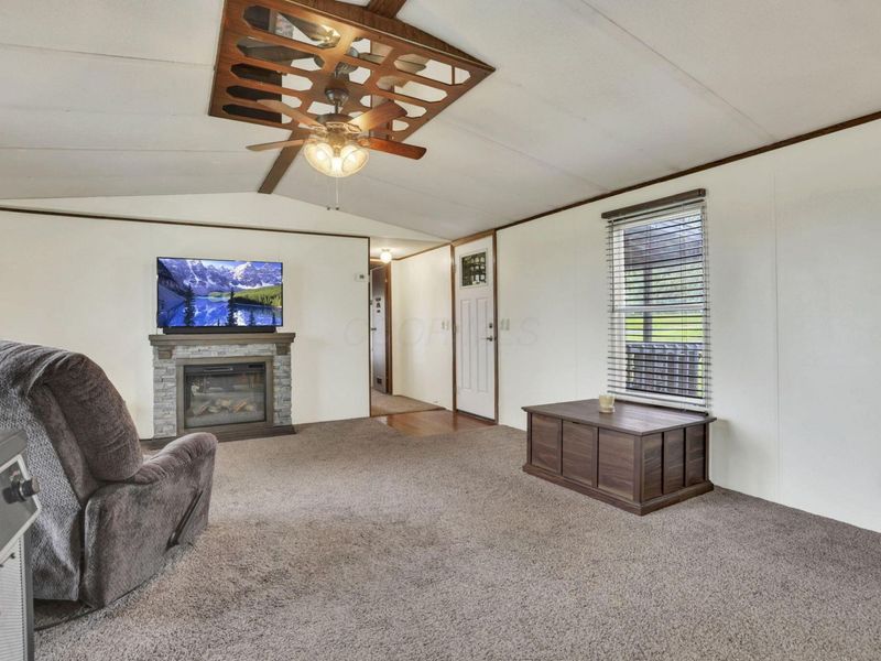 4570 Mainesville Road W, Junction City, OH 43748 Photo 12