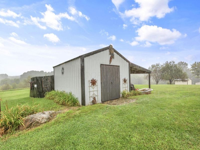 4570 Mainesville Road W, Junction City, OH 43748 Photo 31