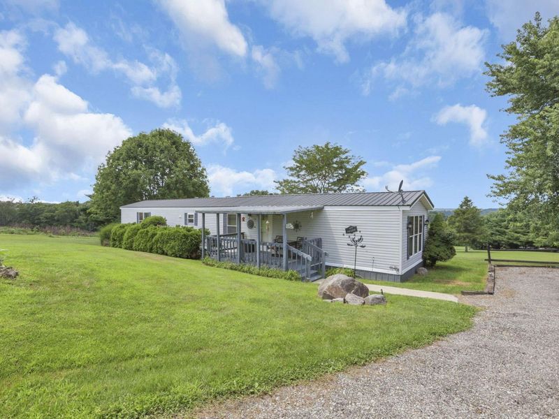 4570 Mainesville Road W, Junction City, OH 43748 Photo 7