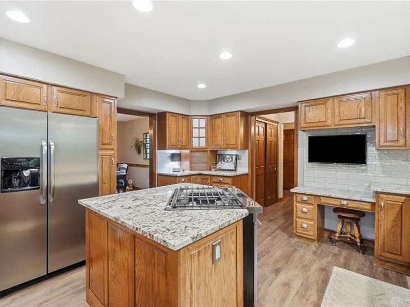 7670 Whispering Oaks Trail, Tipp City, OH 45371 Photo 24