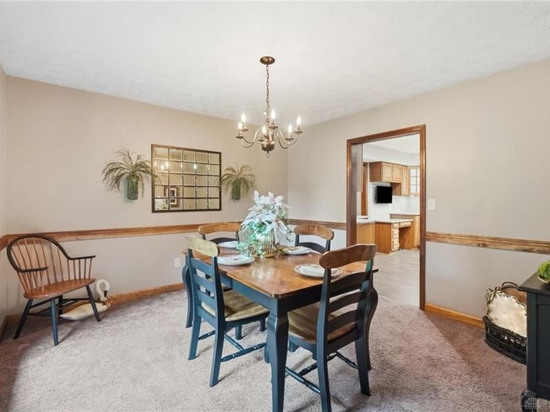 7670 Whispering Oaks Trail, Tipp City, OH 45371 Photo 32
