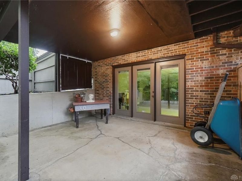7670 Whispering Oaks Trail, Tipp City, OH 45371 Photo 81