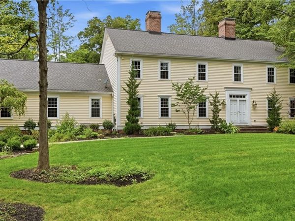 540 Fox Run Trail, Aurora, OH 44202