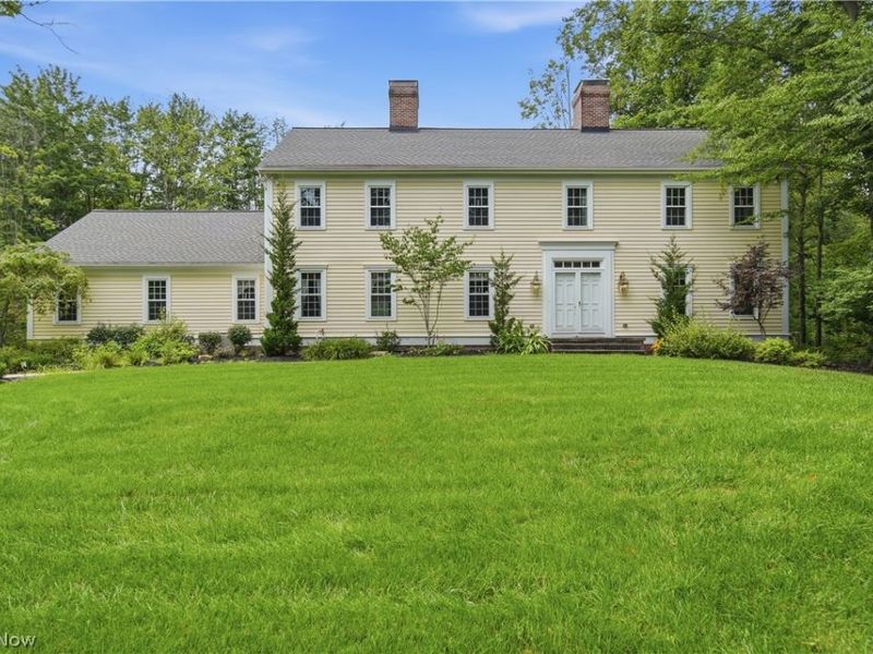 540 Fox Run Trail, Aurora, OH 44202 Photo 2
