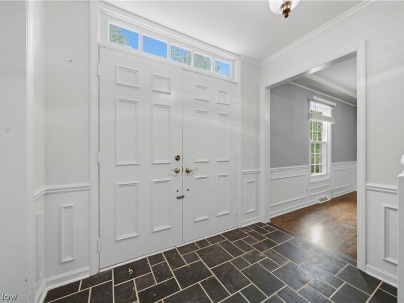 540 Fox Run Trail, Aurora, OH 44202 Photo 3