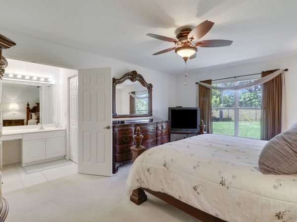 1049 SW Janette Avenue, Port St. Lucie, FL 34953