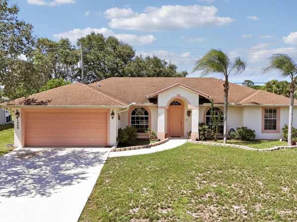 1049 SW Janette Avenue, Port St. Lucie, FL 34953