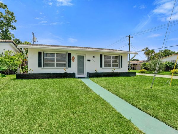 4900 NW 27 Terrace, Tamarac, FL 33309