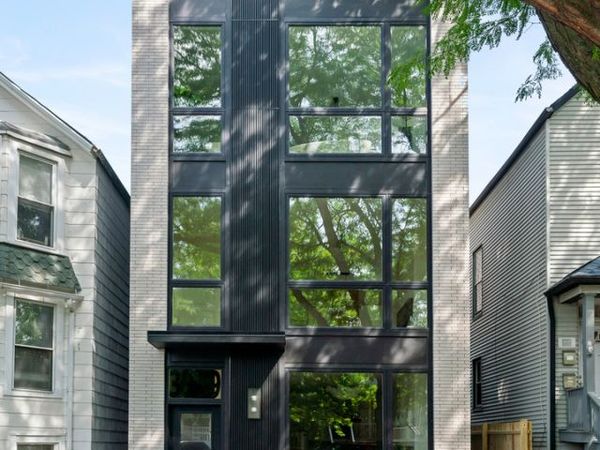 3329 N Whipple Street, Unit 3, Chicago, IL 60618