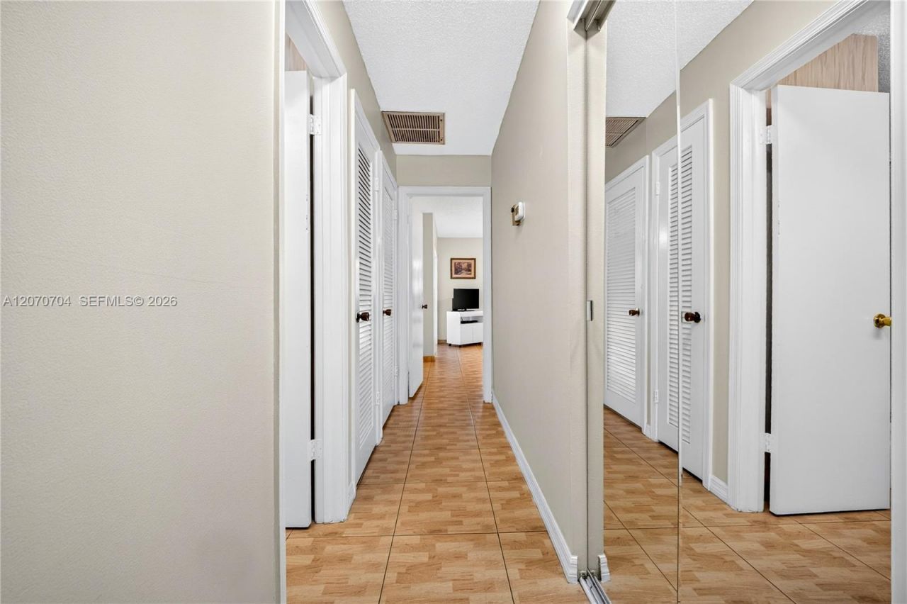 1055 NW 83rd Ave, Unit C47, Plantation, FL 33322 Photo