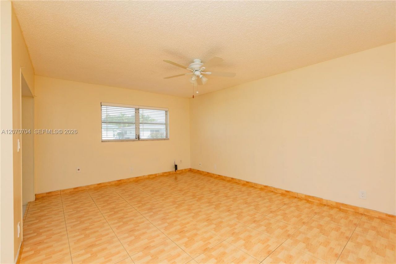 1055 NW 83rd Ave, Unit C47, Plantation, FL 33322 Photo