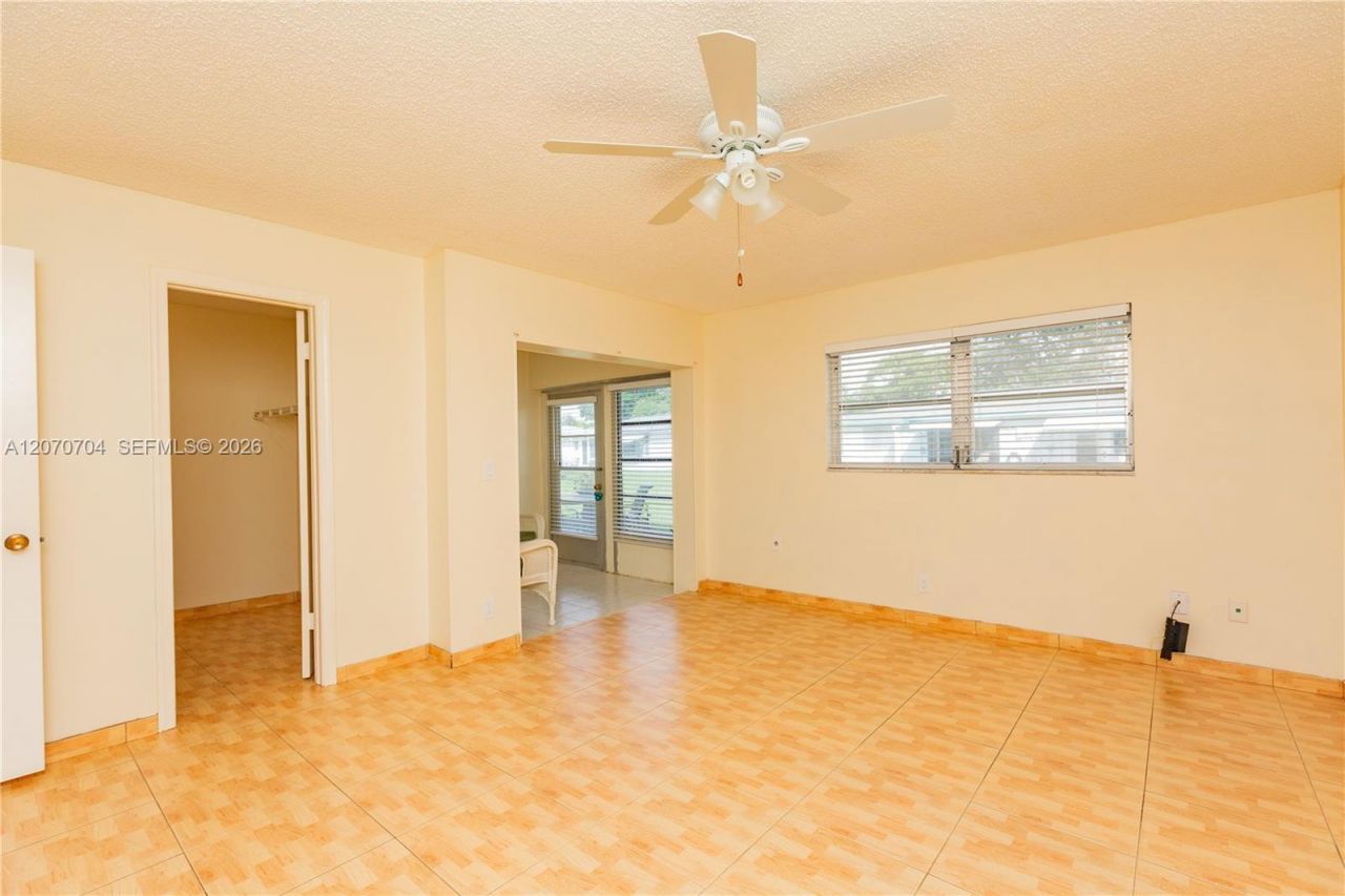 1055 NW 83rd Ave, Unit C47, Plantation, FL 33322 Photo