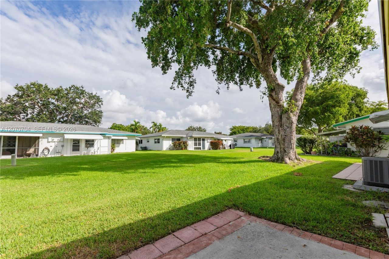 1055 NW 83rd Ave, Unit C47, Plantation, FL 33322 Photo