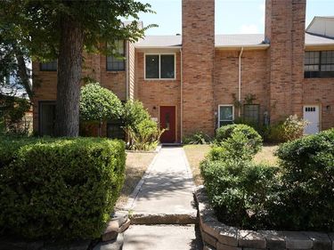 2276 Colony Court, Dallas, TX 75235