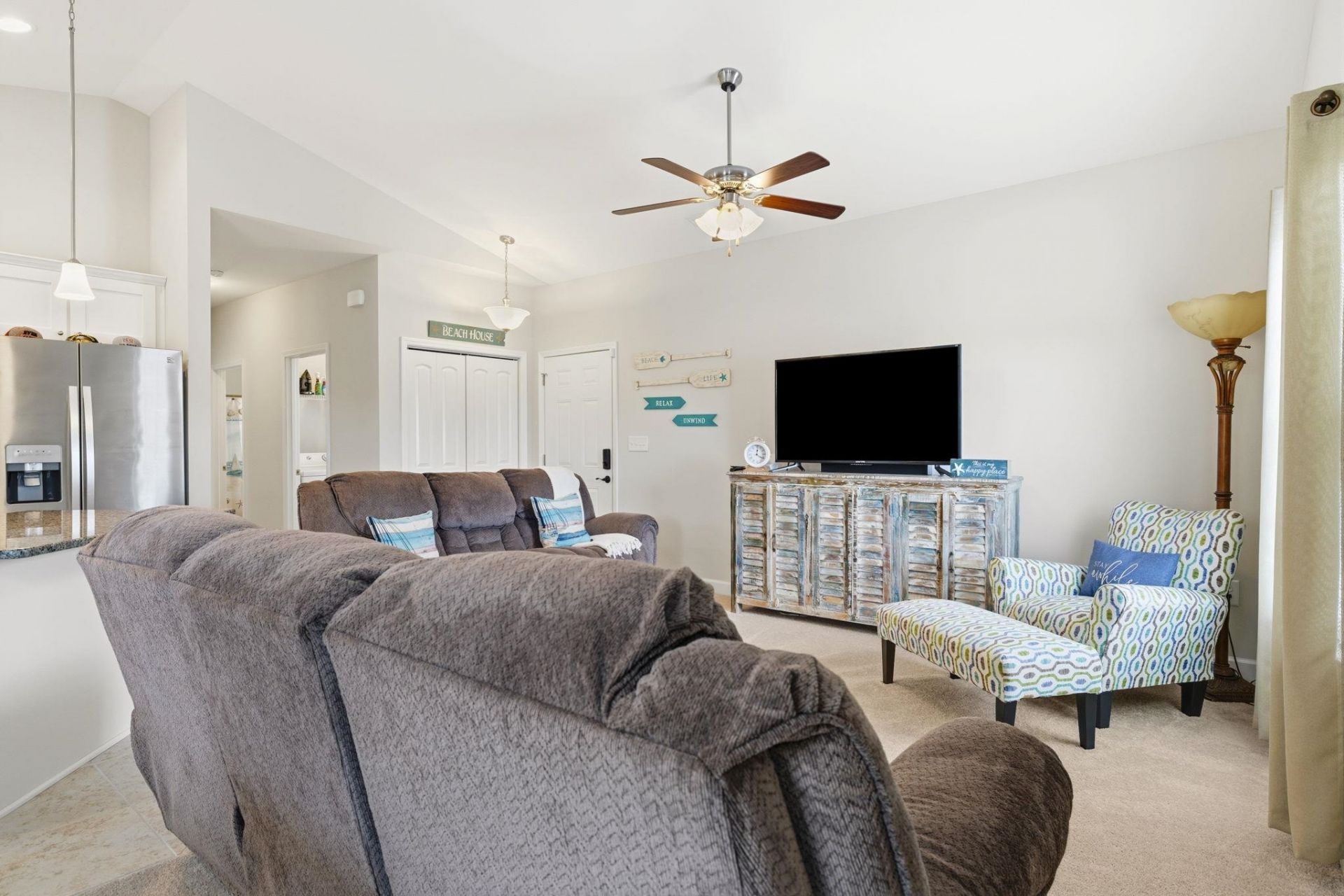 4333 Grande Harbour Blvd. Photo 9