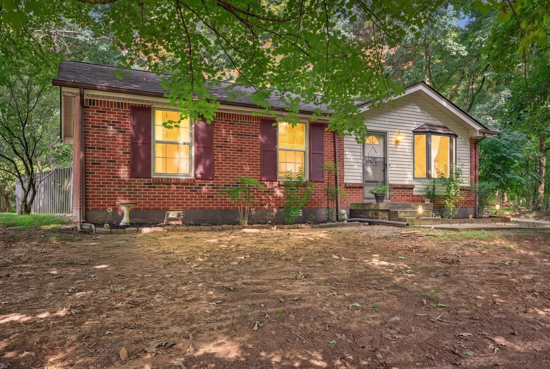 721 Kingsbury Road, Clarksville, TN 37040 Main Photo