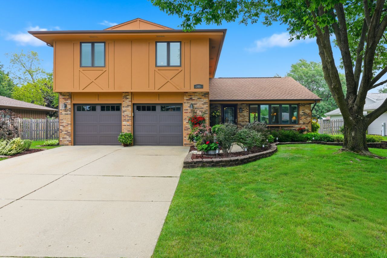 305 S Knollwood Drive, Schaumburg, IL 60193 Main Photo