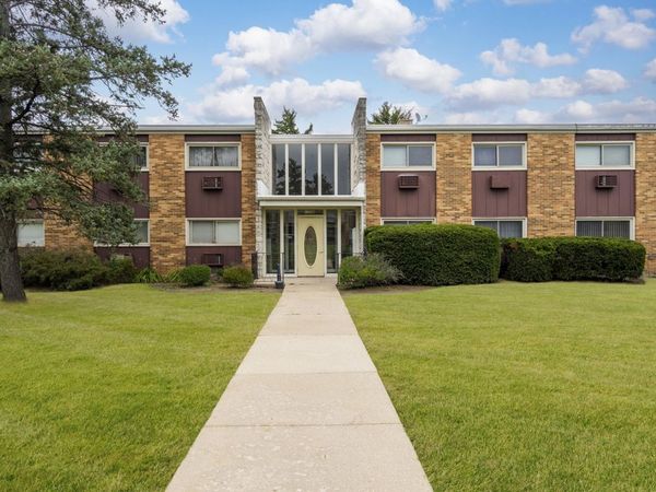 1320 Lore Lane , Unit 108, Lombard, IL 60148
