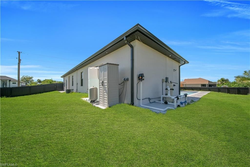 2421 Santa Barbara Blvd N, Cape Coral, FL 33993 Photo