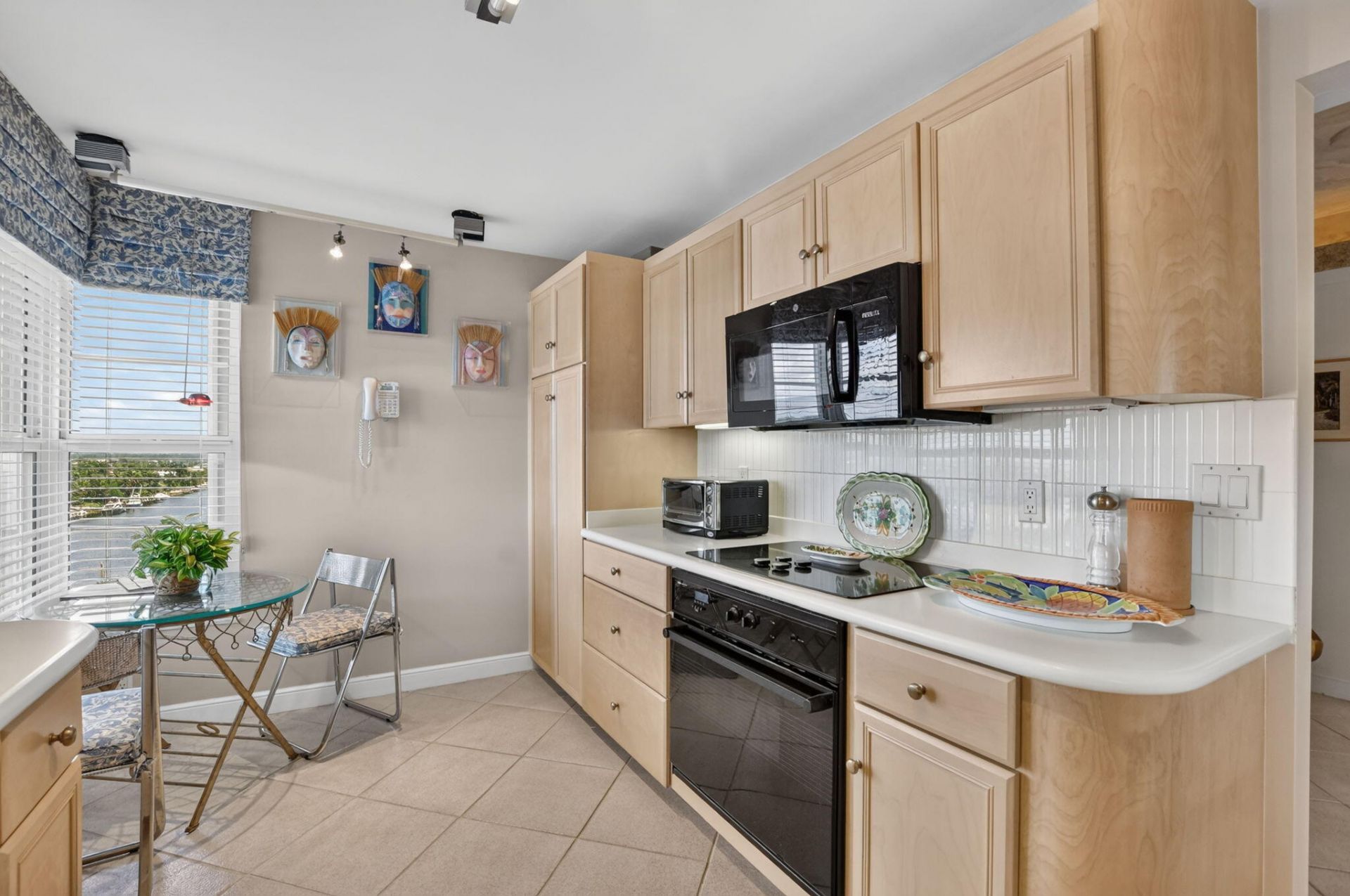 1021 Hillsboro Mile, Unit 705, Hillsboro Beach, FL 33062 Photo