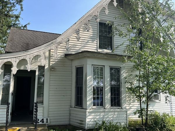 241-243 Main St, Unit 1, Rutland, MA 01543