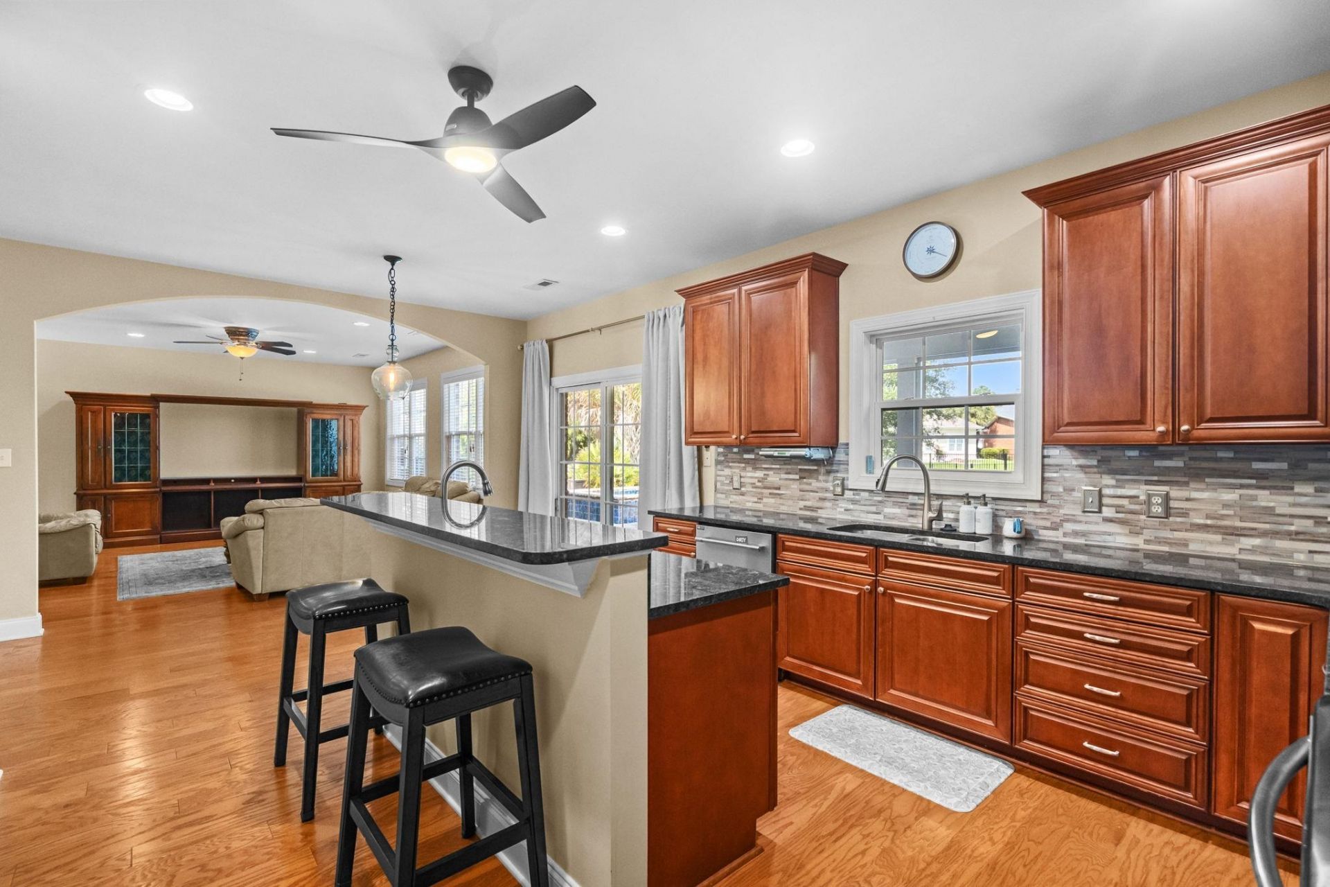 8501 Juxa Dr. Photo 14