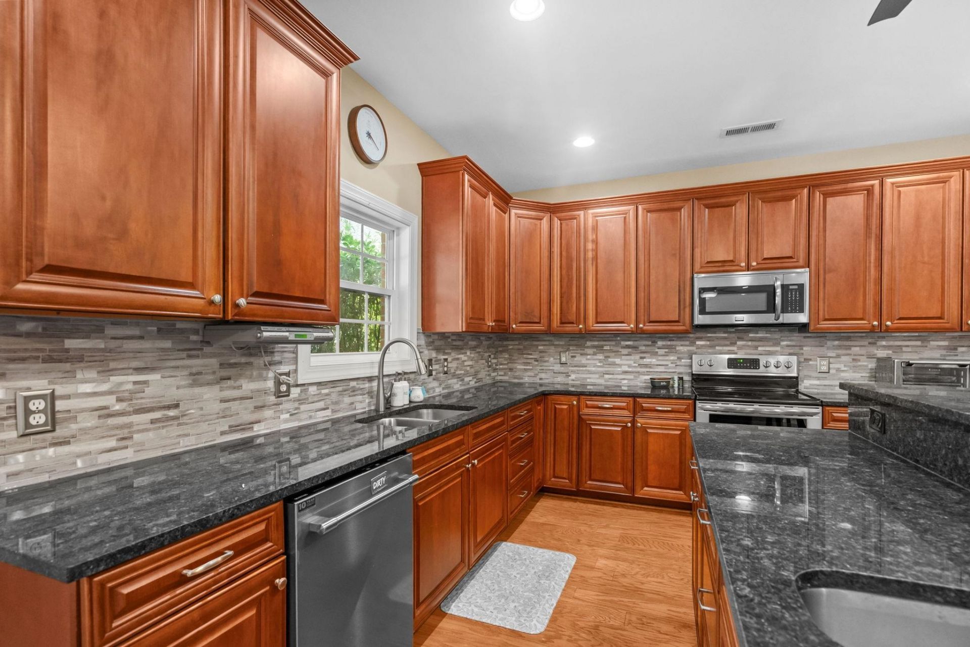 8501 Juxa Dr. Photo 17