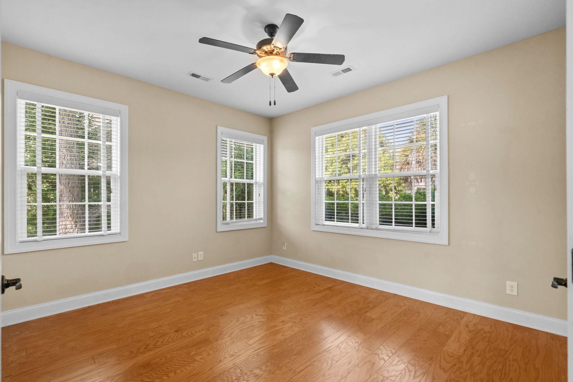 8501 Juxa Dr. Photo 57