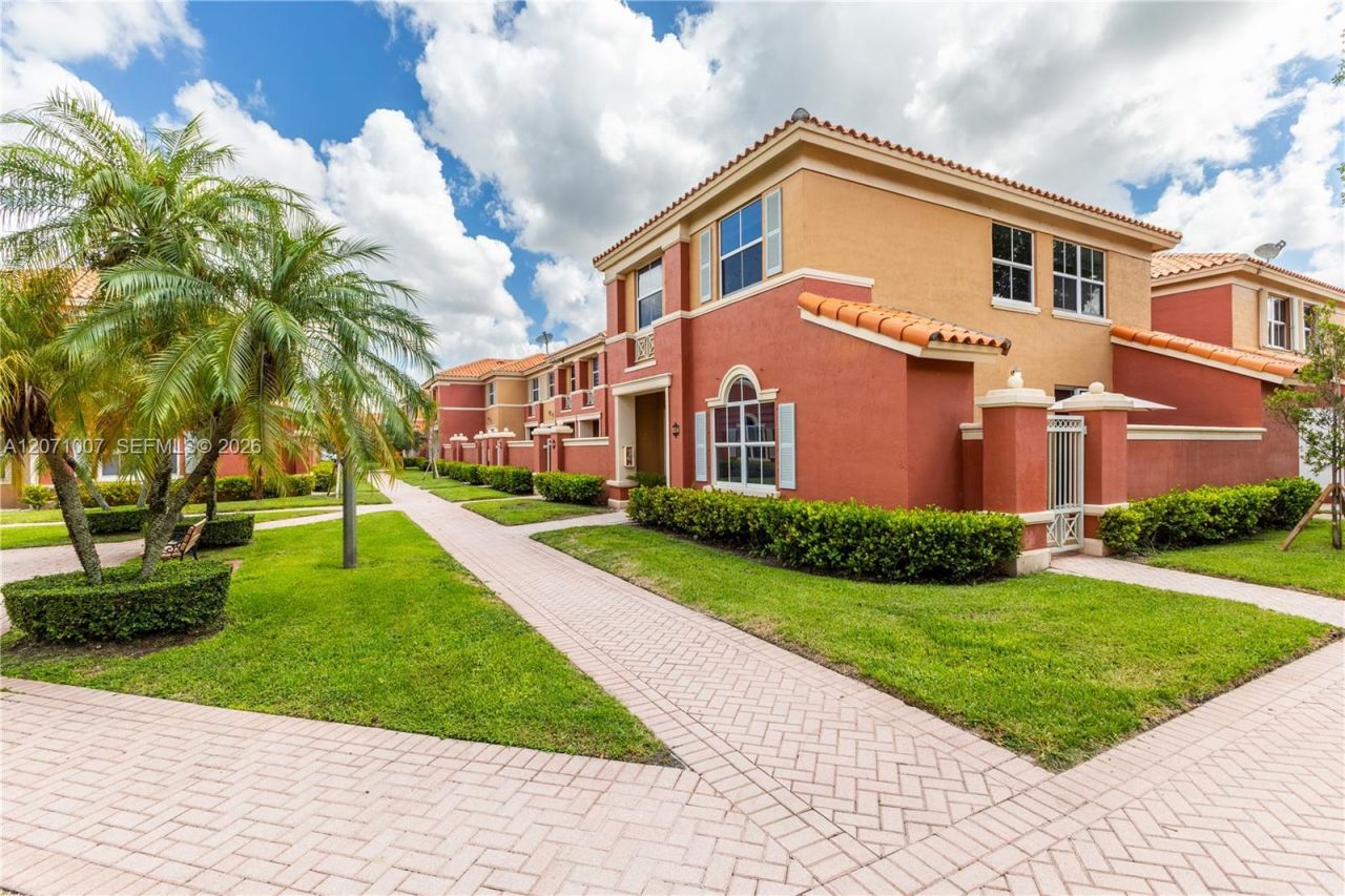 6142 NW 115th Pl, Unit 324, Doral, FL 33178 Photo
