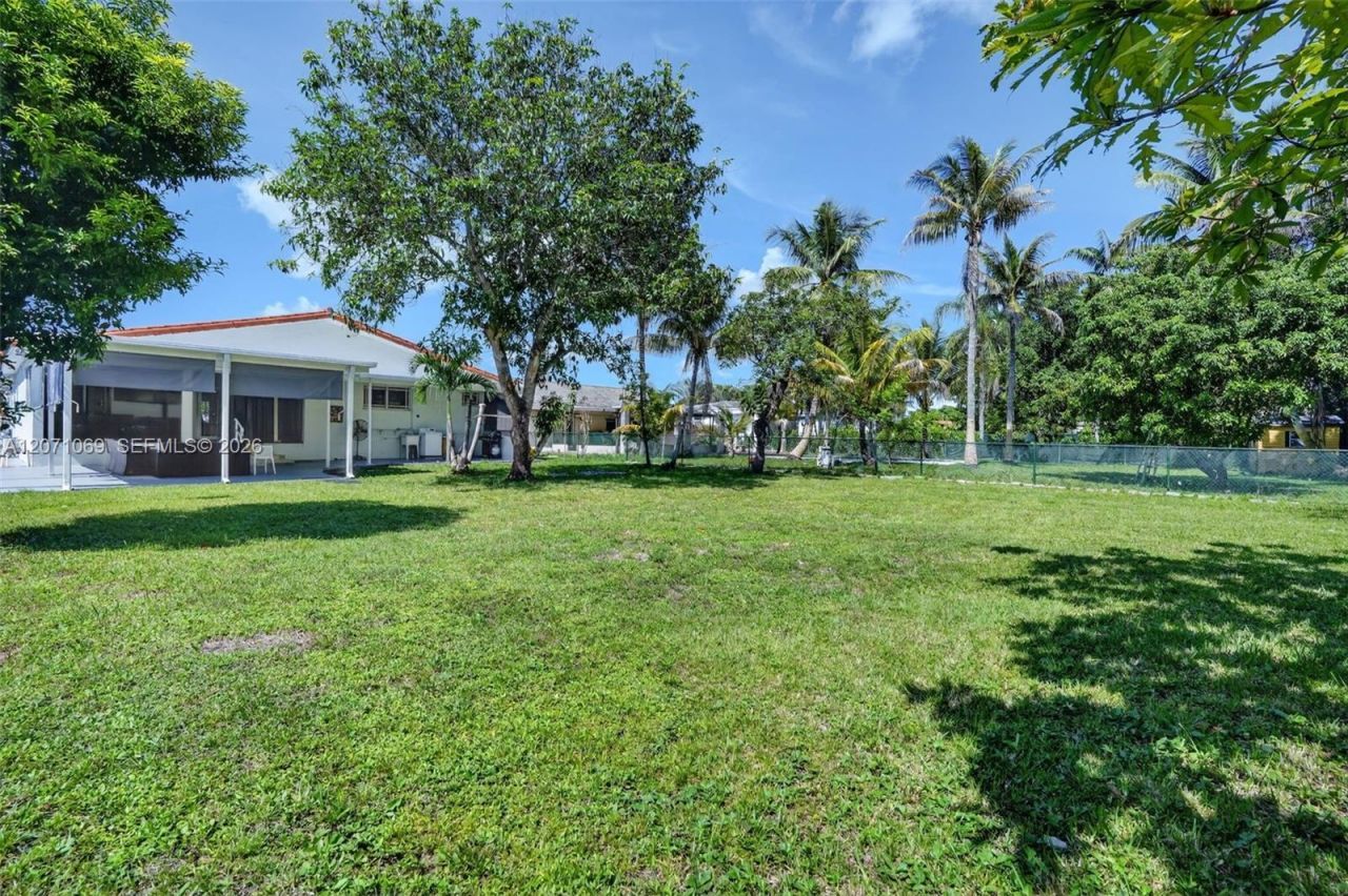 6010 SW 19 St , Unit 6010, Miami, FL 33155 Photo