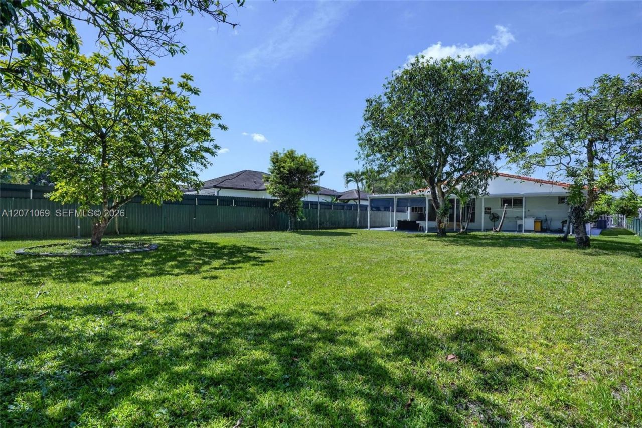 6010 SW 19 St , Unit 6010, Miami, FL 33155 Photo