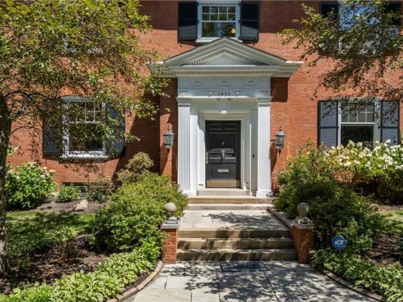 1835 N Park Boulevard, Cleveland Heights, OH 44106 Photo 2