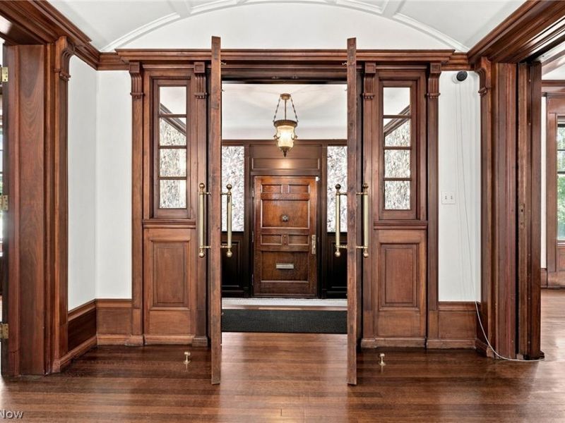 1835 N Park Boulevard, Cleveland Heights, OH 44106 Photo 4