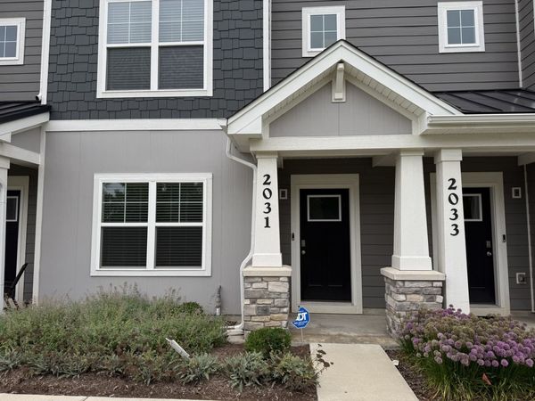 2031 Sequoia Avenue, Mundelein, IL 60060