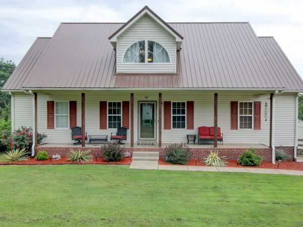 2964 Sweethome Rd , Chapmansboro, TN 37035
