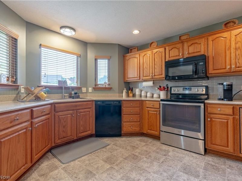 1225 Amanda Street SW, Massillon, OH 44647 Photo 14