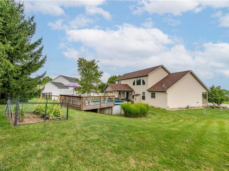 1225 Amanda Street SW, Massillon, OH 44647 Photo 2