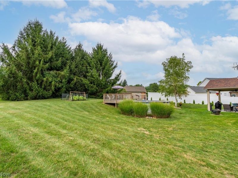 1225 Amanda Street SW, Massillon, OH 44647 Photo 3