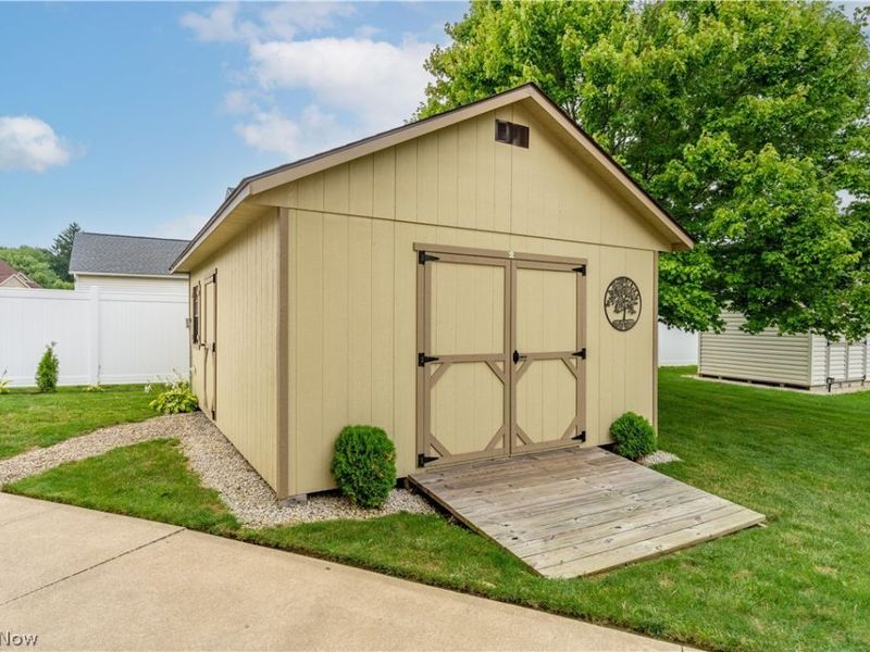 1225 Amanda Street SW, Massillon, OH 44647 Photo 5