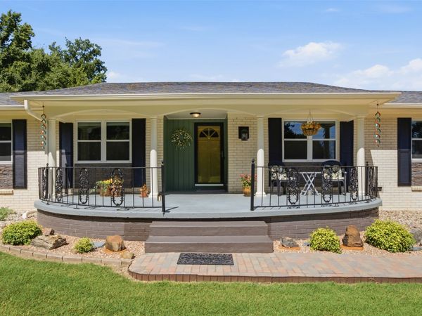 735 W Holiday Lane, Claremore, OK 74017
