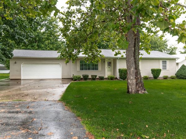 401 N West Street , Odell, IL 60460