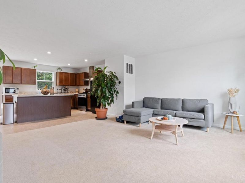 6210 Molly Joy Court, Morrow, OH 45152 Photo 6