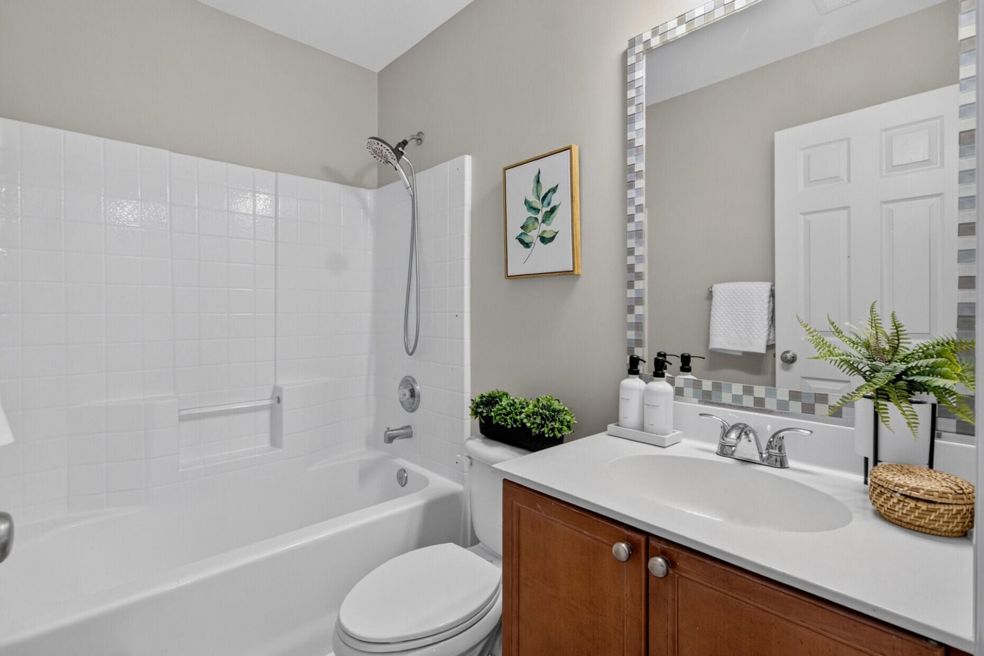 1038 Sterling Lane Photo 25