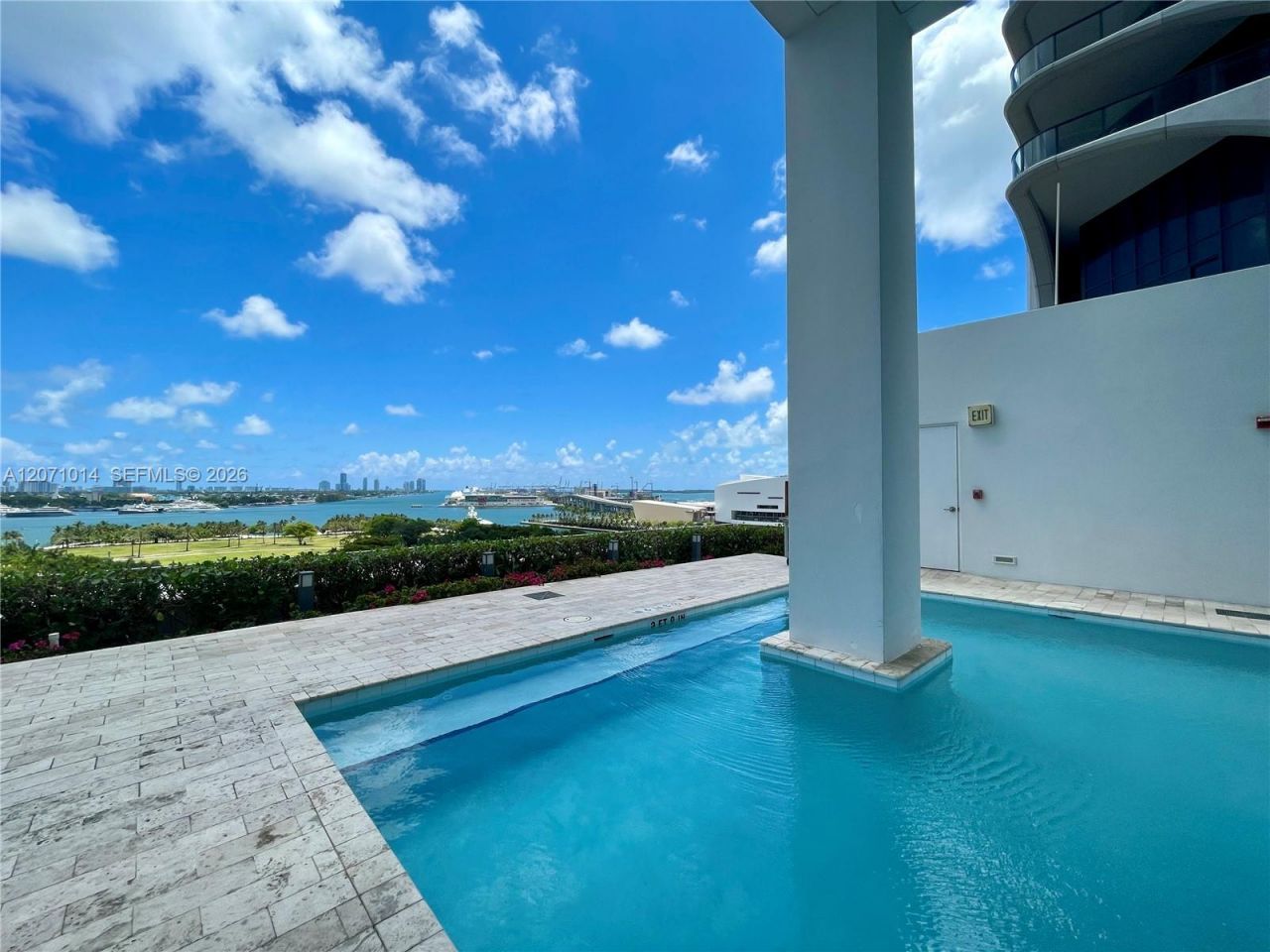 1040 Biscayne Blvd , Unit 3305, Miami, FL 33132 Photo