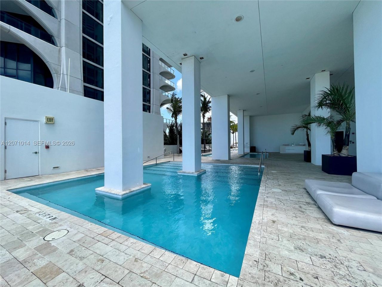 1040 Biscayne Blvd , Unit 3305, Miami, FL 33132 Photo