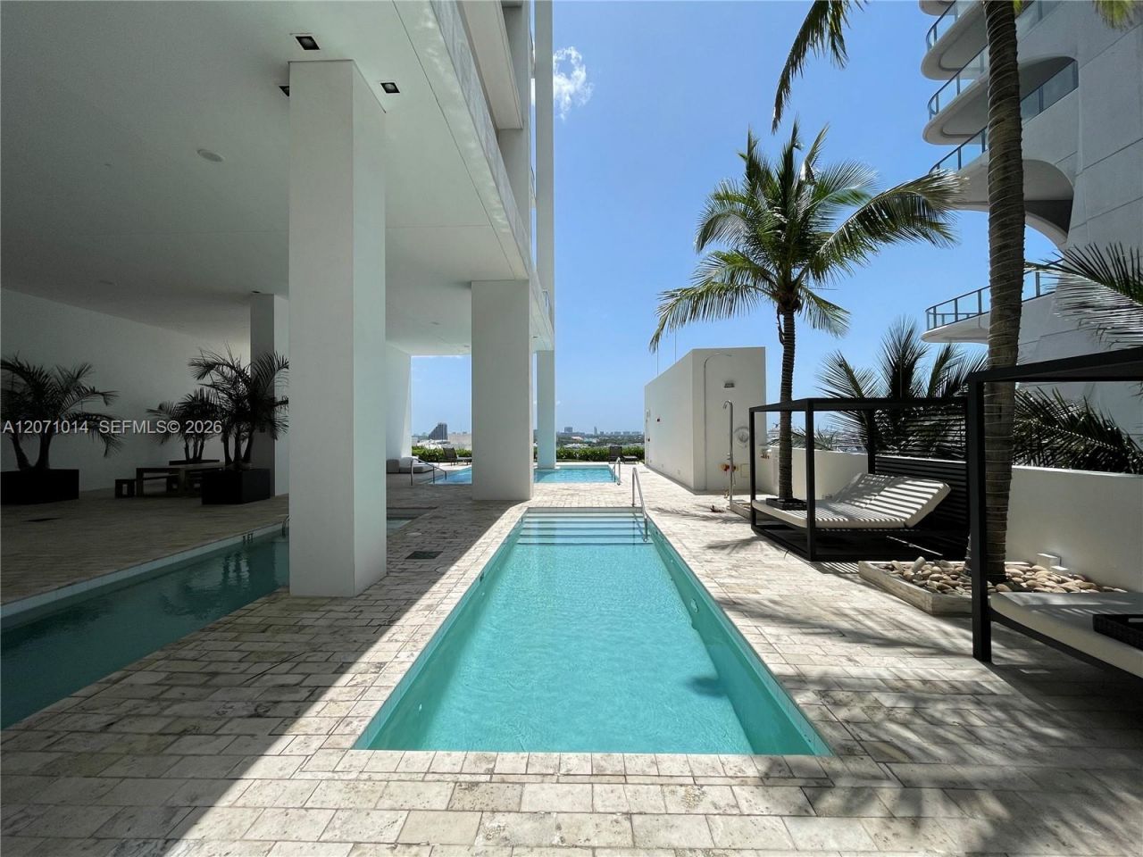 1040 Biscayne Blvd , Unit 3305, Miami, FL 33132 Photo