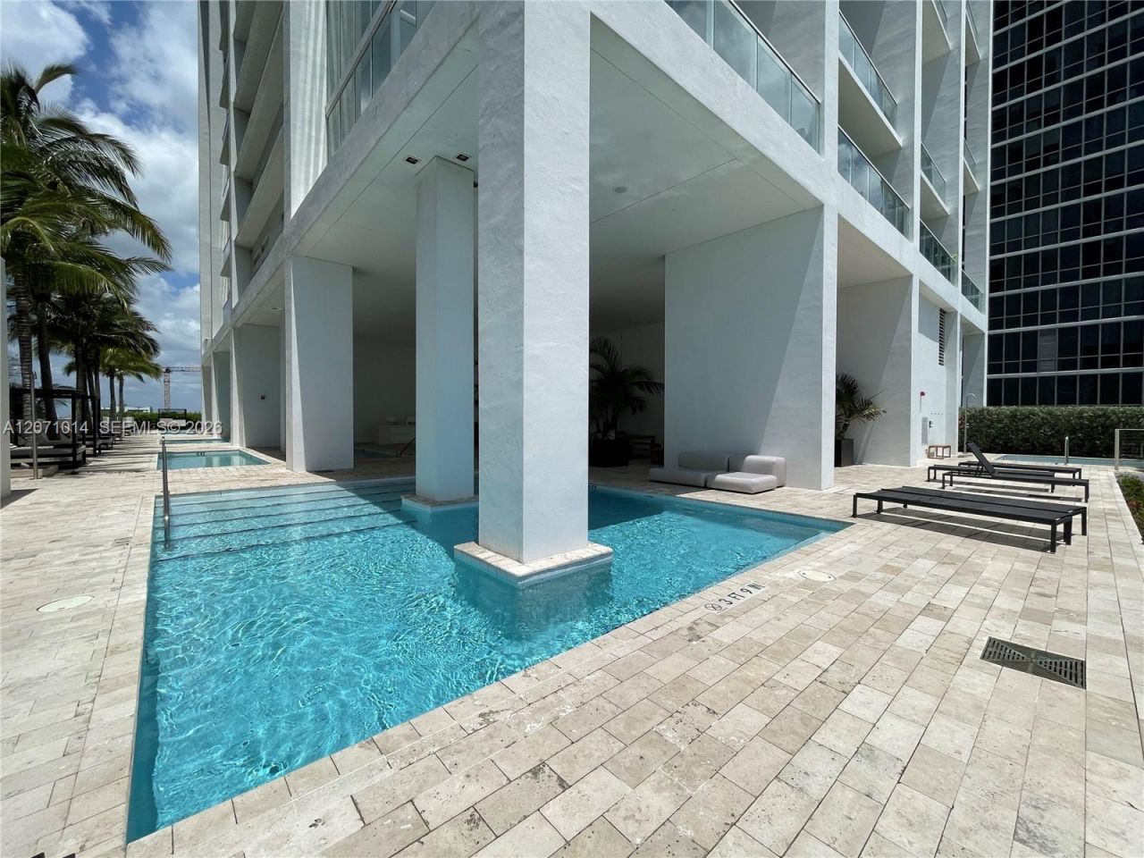 1040 Biscayne Blvd , Unit 3305, Miami, FL 33132 Photo