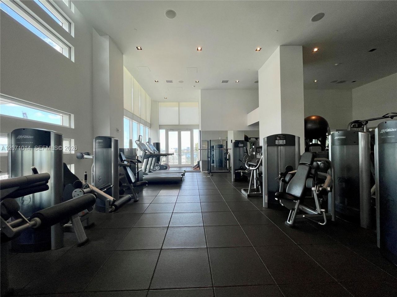 1040 Biscayne Blvd , Unit 3305, Miami, FL 33132 Photo